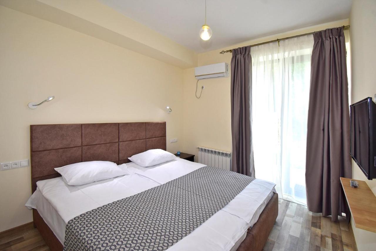 The Nut Guest House Erevan Exterior foto