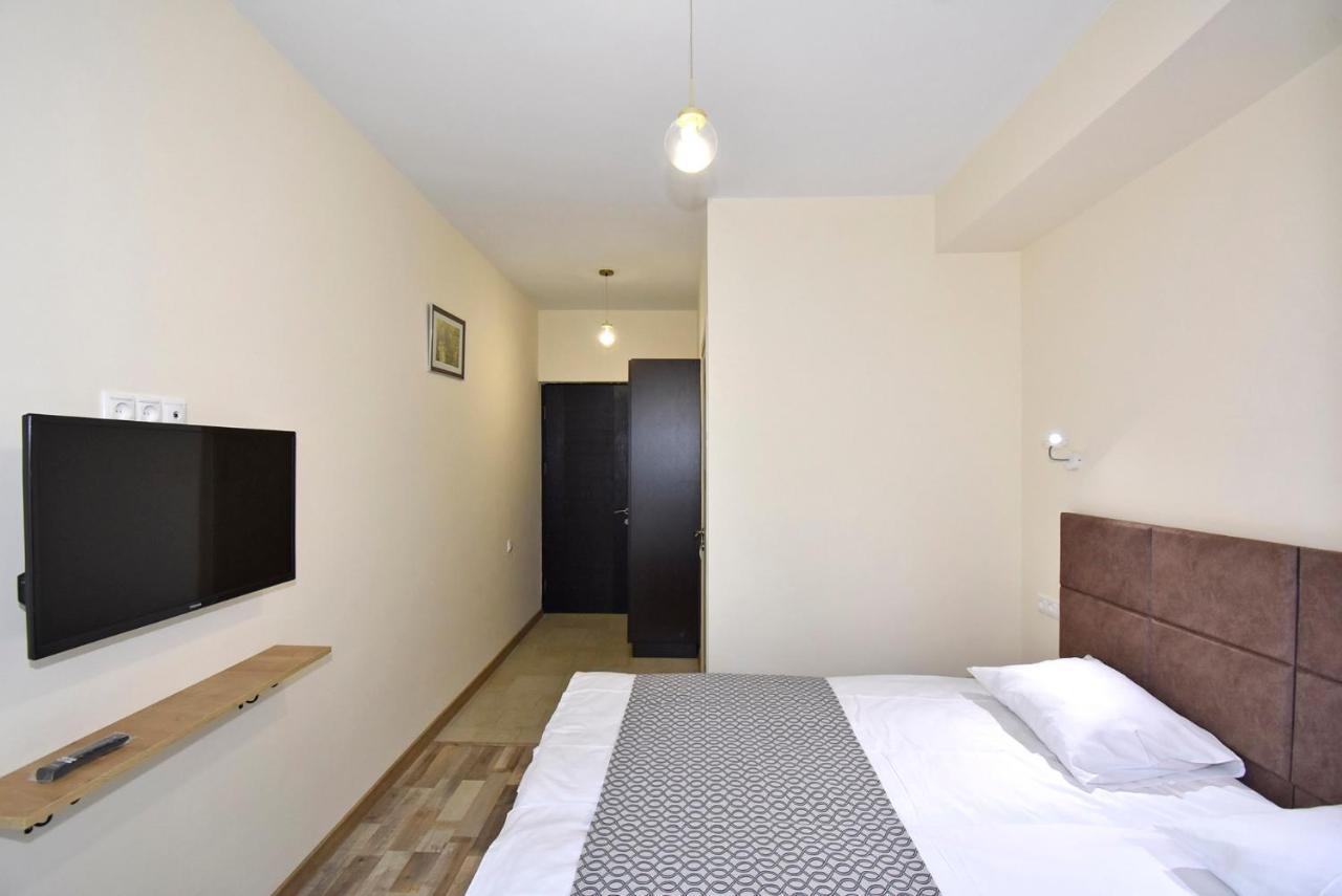 The Nut Guest House Erevan Exterior foto
